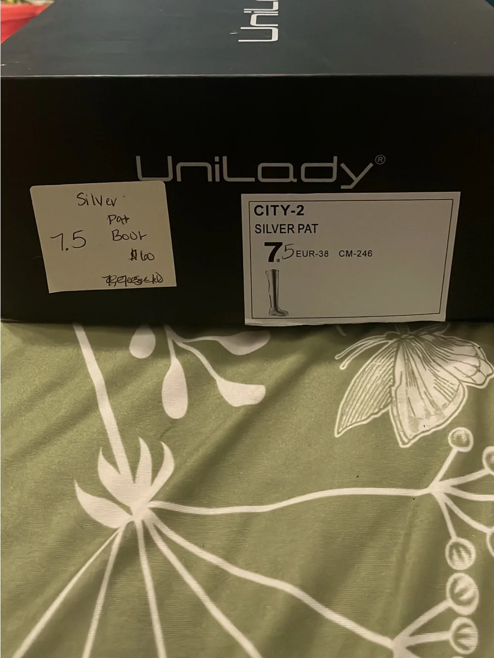 UNILADY CITY-2 Silver Metallic Over The Knee Lug Sole Boots Size 7.5 NIB